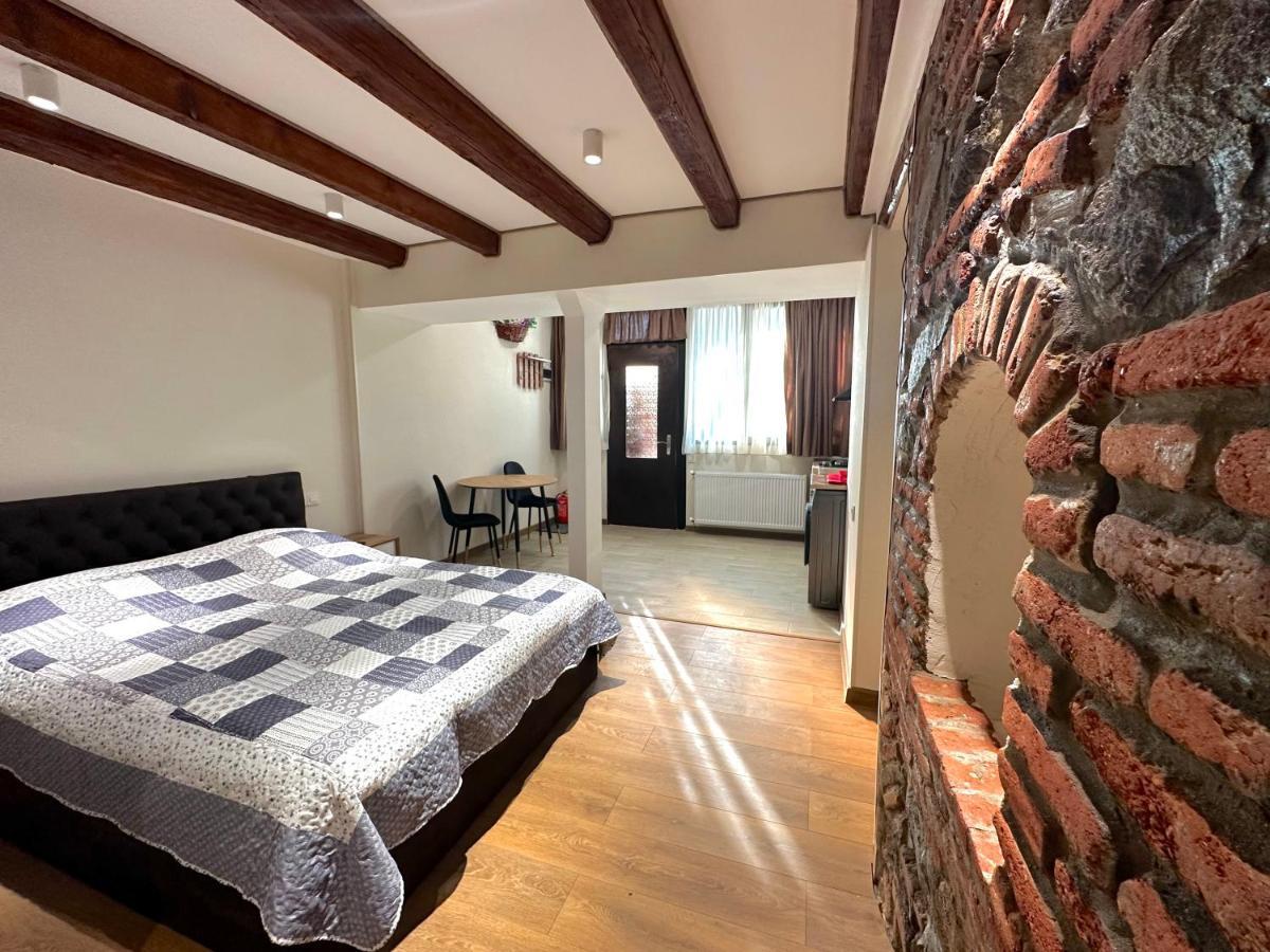 Apartment N5 Old טביליסי מראה חיצוני תמונה